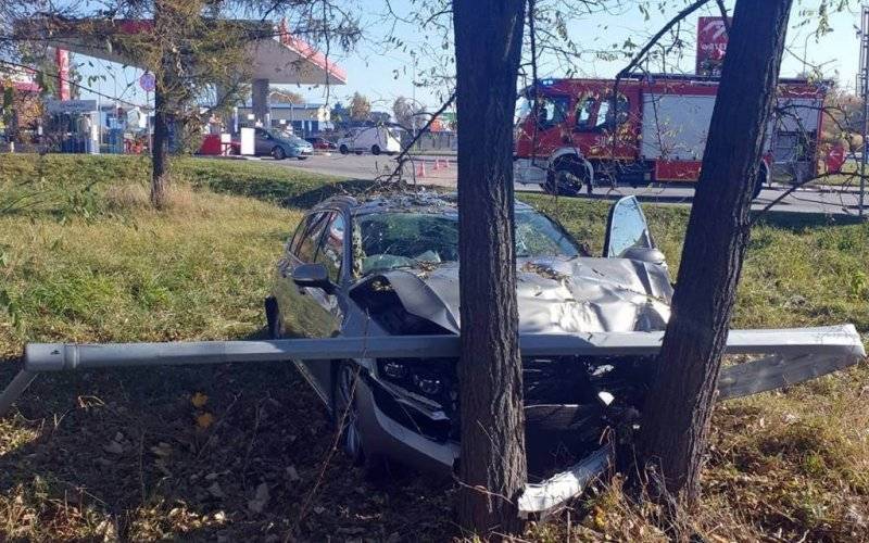 Stracił przytomność za kierownicą – FOTO