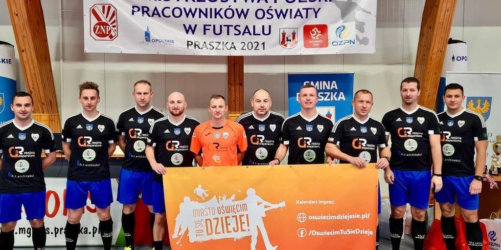 Nauczyciele udowodnili, że potrafią grać w piłkę