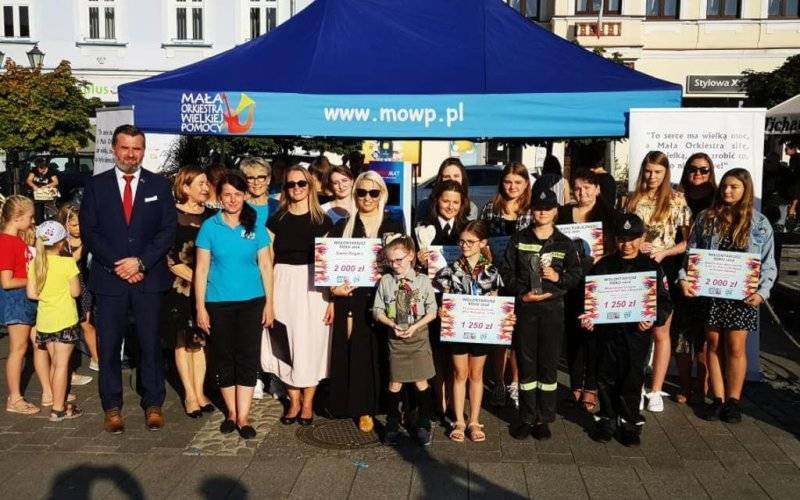 Zagłosuj na Wolontariusza Roku 2021