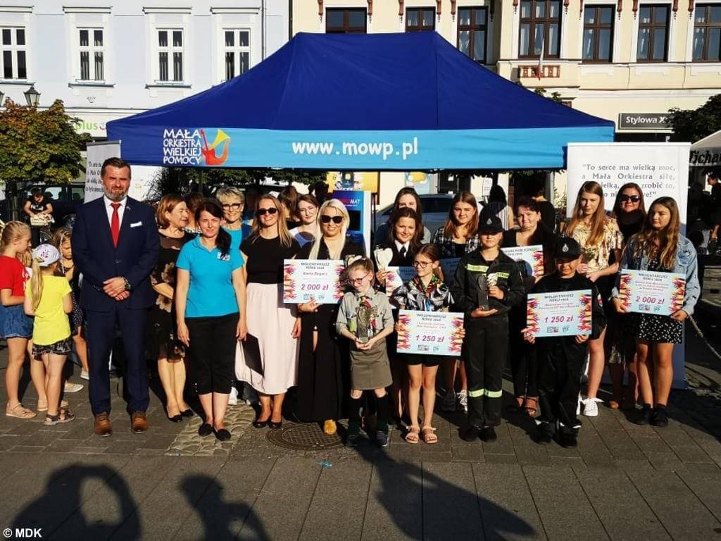 Zagłosuj na Wolontariusza Roku 2021