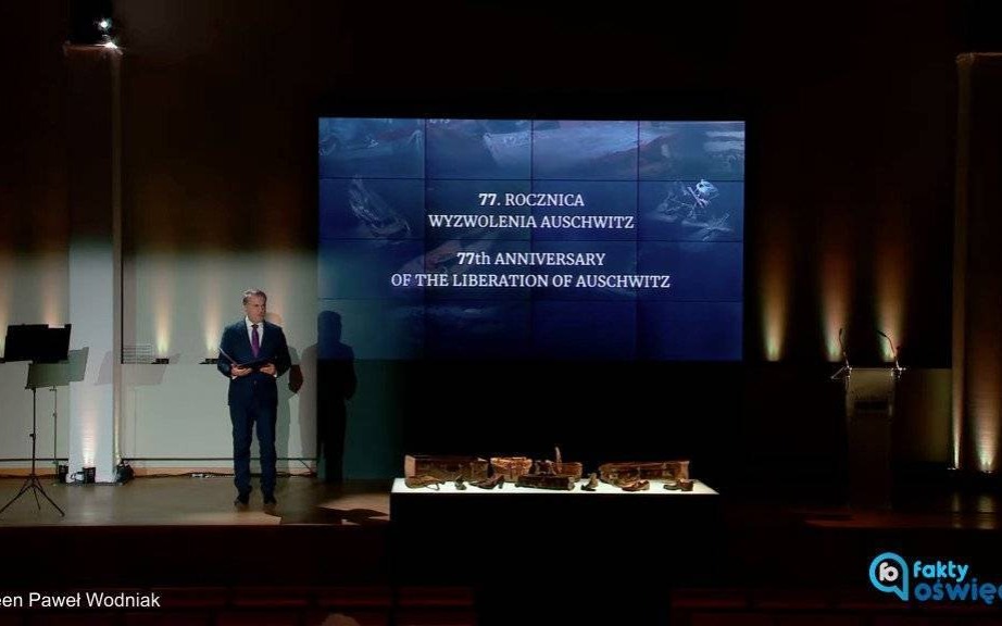 Nigdy więcej – musi brzmieć zawsze. Rocznica wyzwolenia KL Auschwitz – FOTO