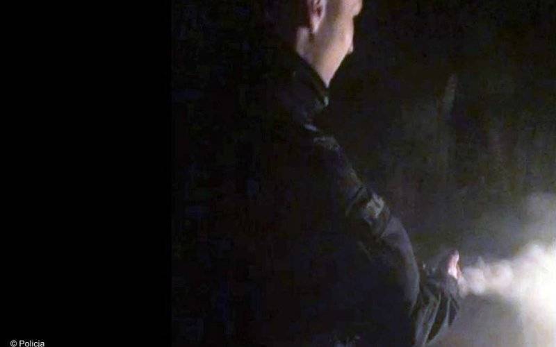 Policjanci ugasili pożar łąki – FILM