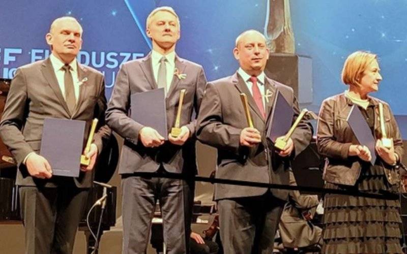 Statuetki za dobrze wydane fundusze europejskie