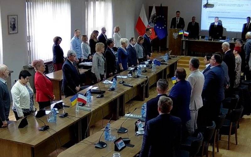 Uczcili pamięć ofiar zbrodni putinowskich na Ukrainie