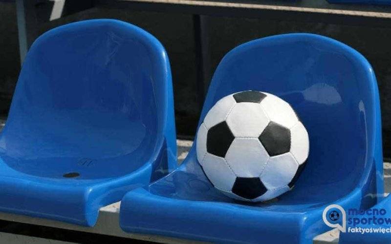 LKS Piotrowice powiększa przewagę nad ostatnimi zespołami
