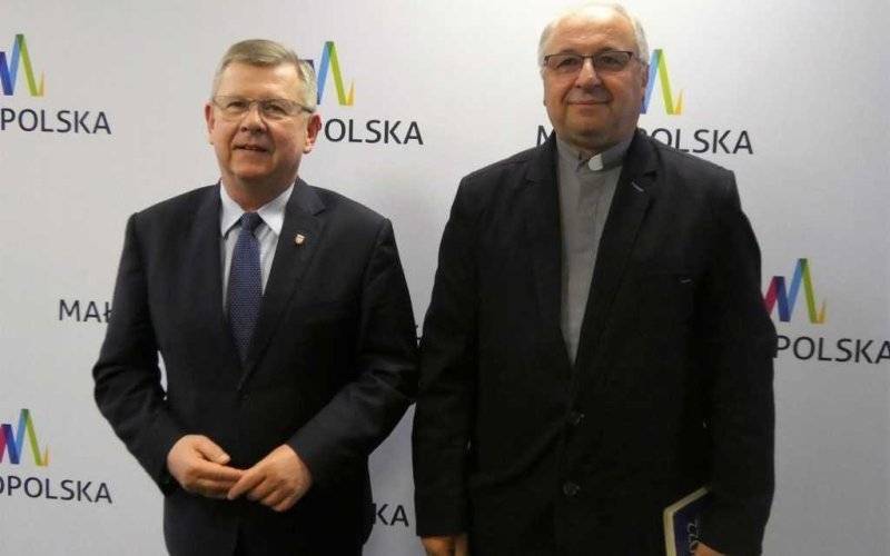 Marszałek województwa na samorządowym dyżurze