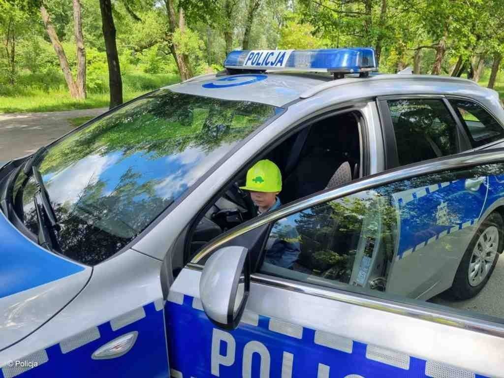 Dzielnicowi znaleźli dziecko