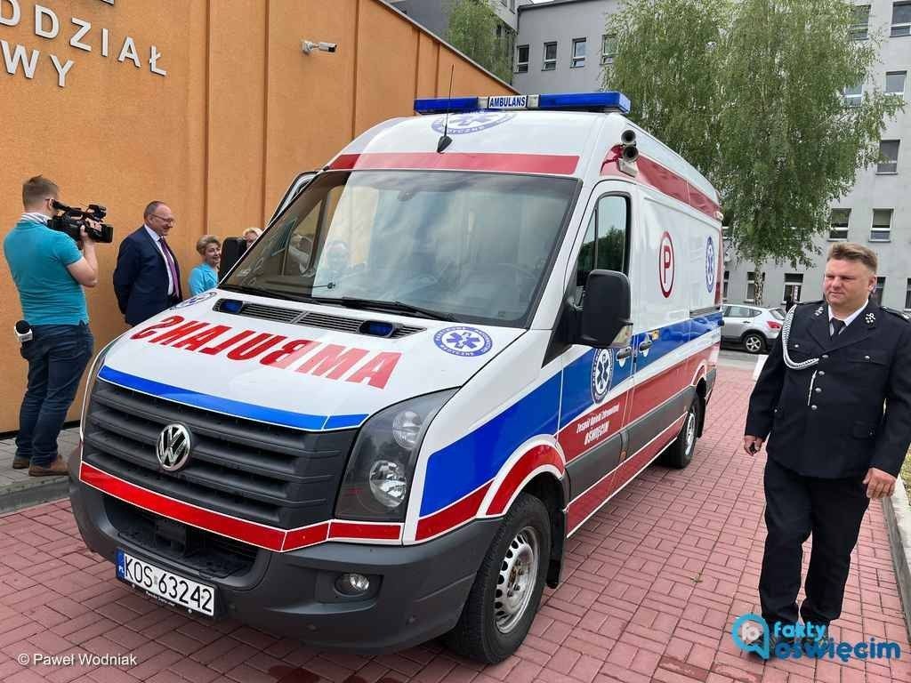 Strażacy z Jawiszowic dostali ambulans od szpitala – FOTO