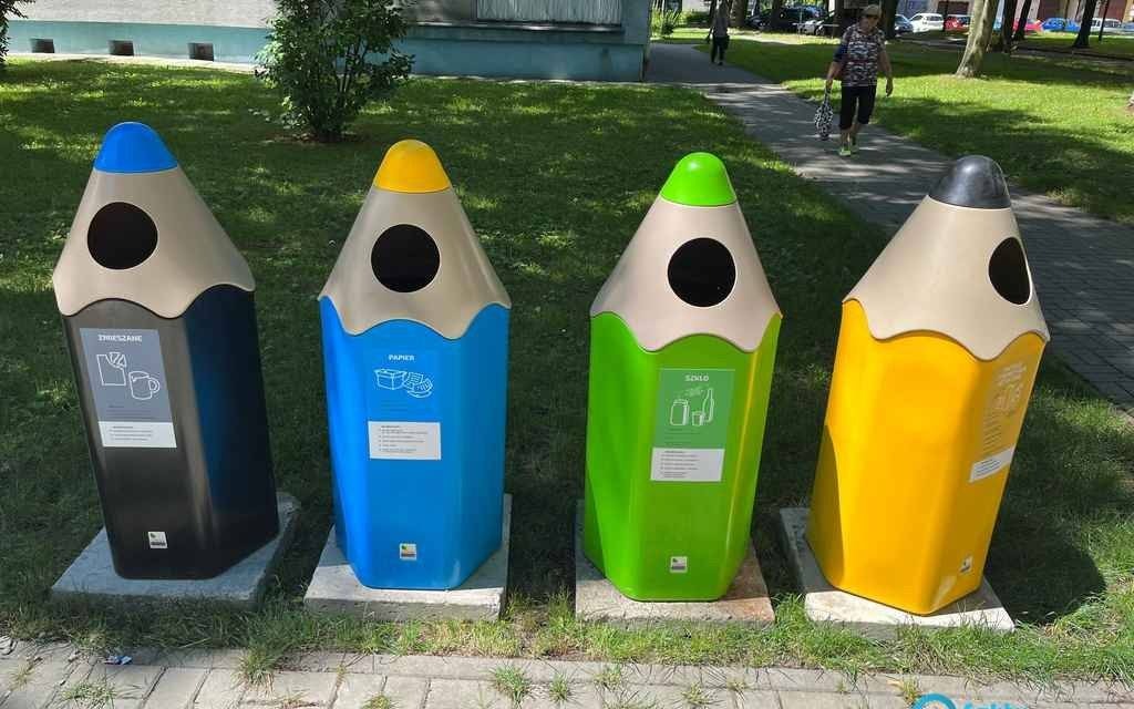 Kolorowe kredki na segregowane odpady – FOTO