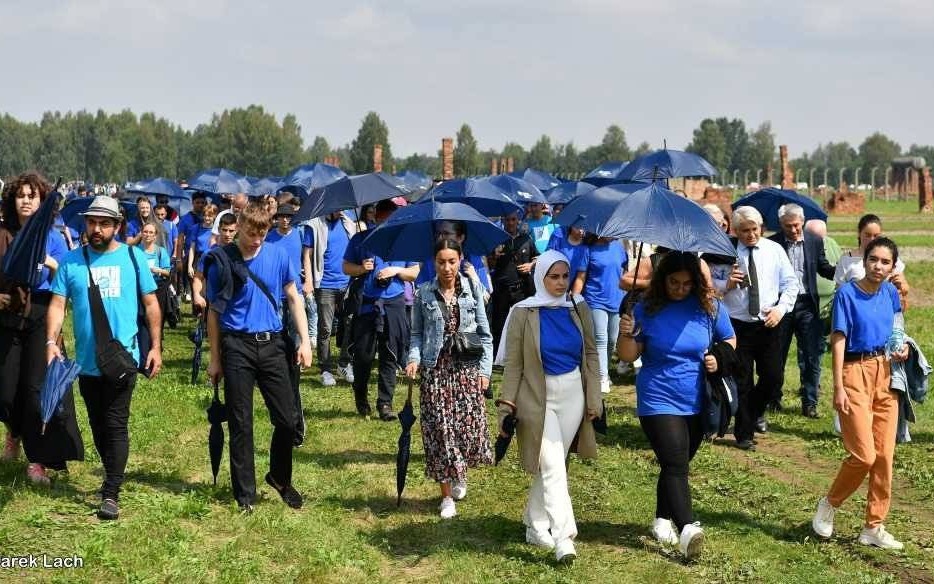 78 lat temu Niemcy jednej nocy zagazowali 4300 Cyganów