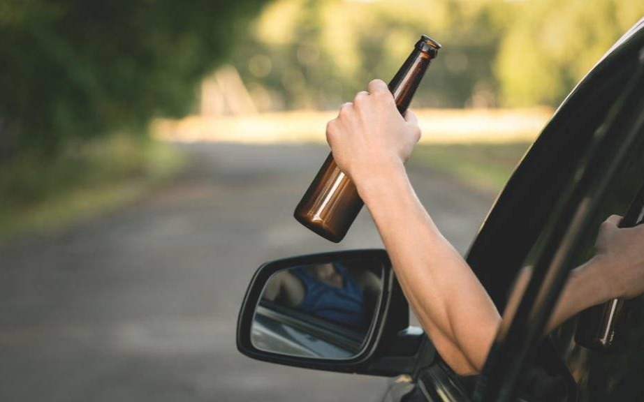 Pijani rodzice wieźli dziecko