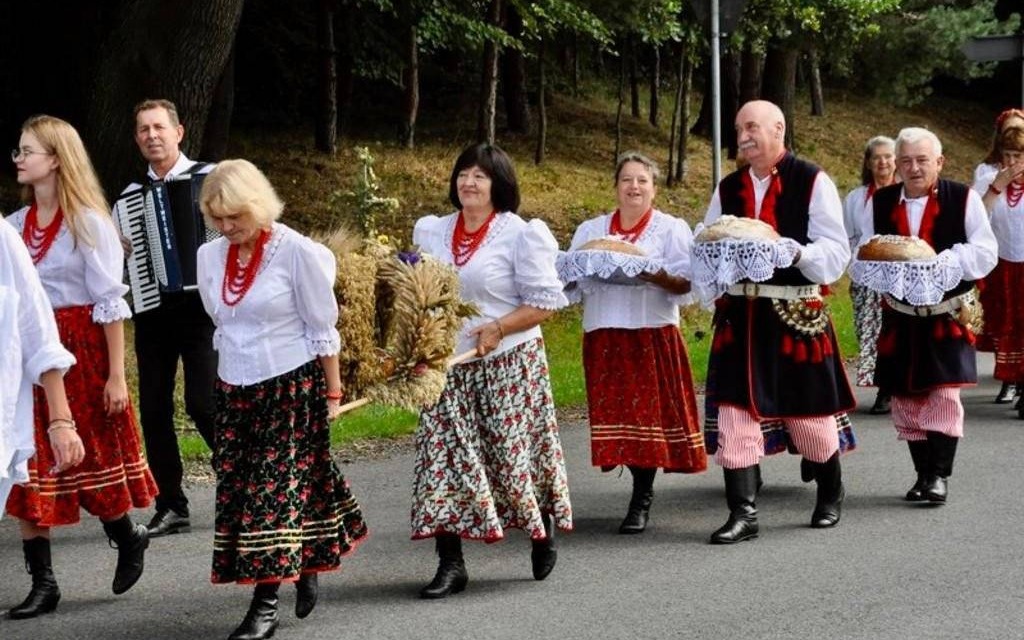 Święto plonów w Porębie Wielkiej – FOTO