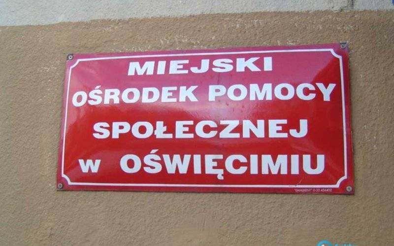 Prezydent i dyrektor odpowiadają pracownikom MOPS