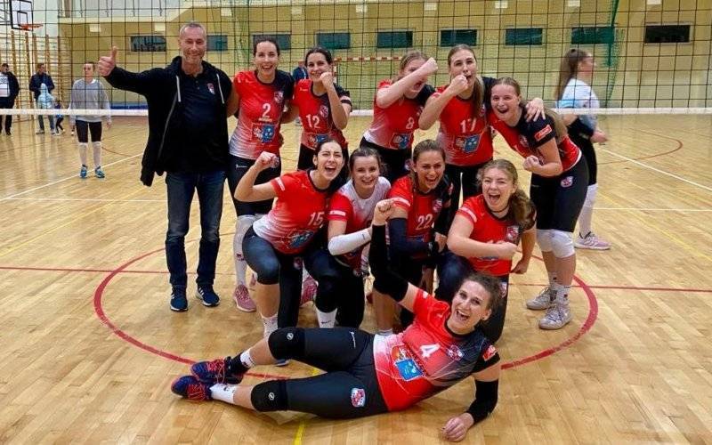 Ten pierwszy raz, czyli debiut kęczanek na swoim parkiecie