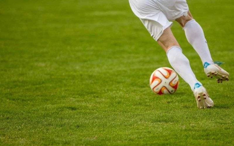 Futbolowa sobota, czyli lider nokautuje outsidera