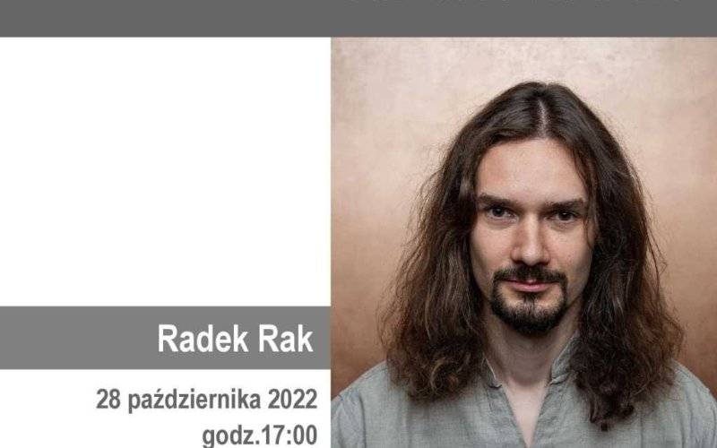 Radek Rak w oświęcimskiej Alei Pisarzy 
