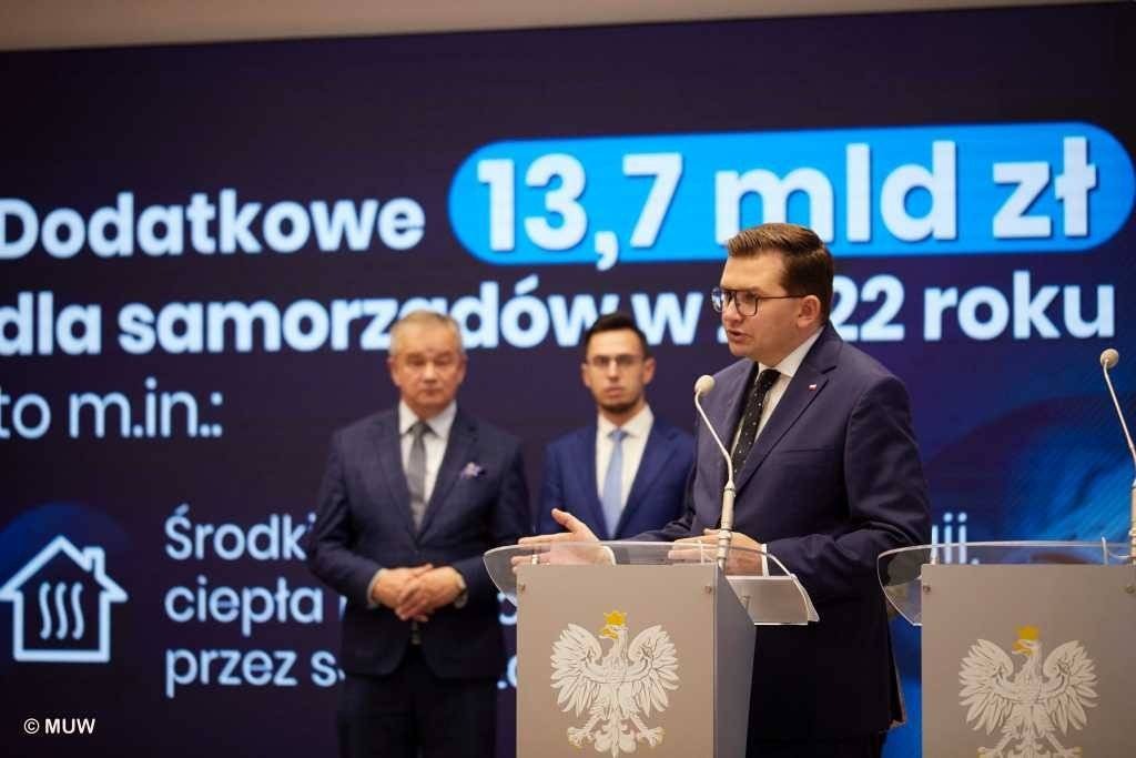 Miliard złotych dla małopolskich samorządów