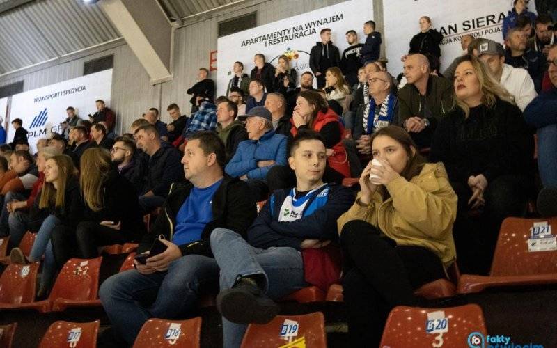 Szybki nokaut. Duch Marcina Najmana przy Chemików – FOTO