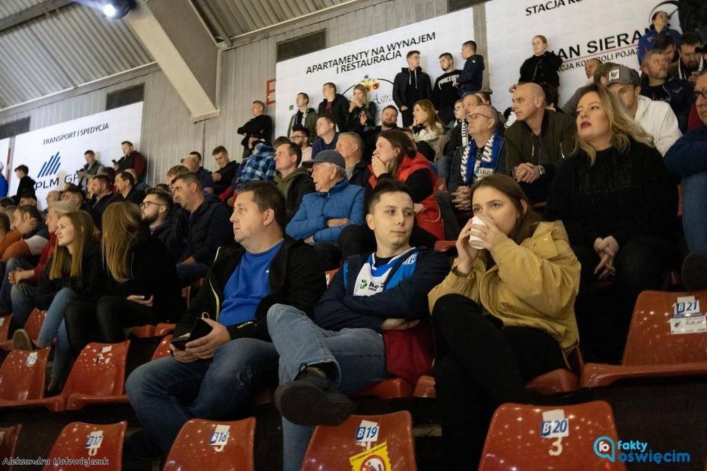 Szybki nokaut. Duch Marcina Najmana przy Chemików – FOTO