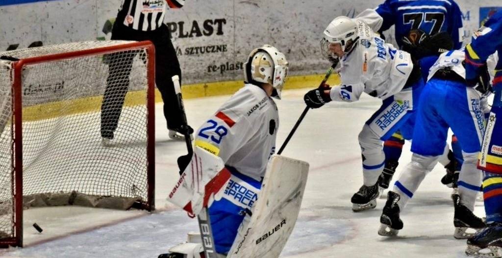 Bramkowy festiwal w meczach biało-niebieskich