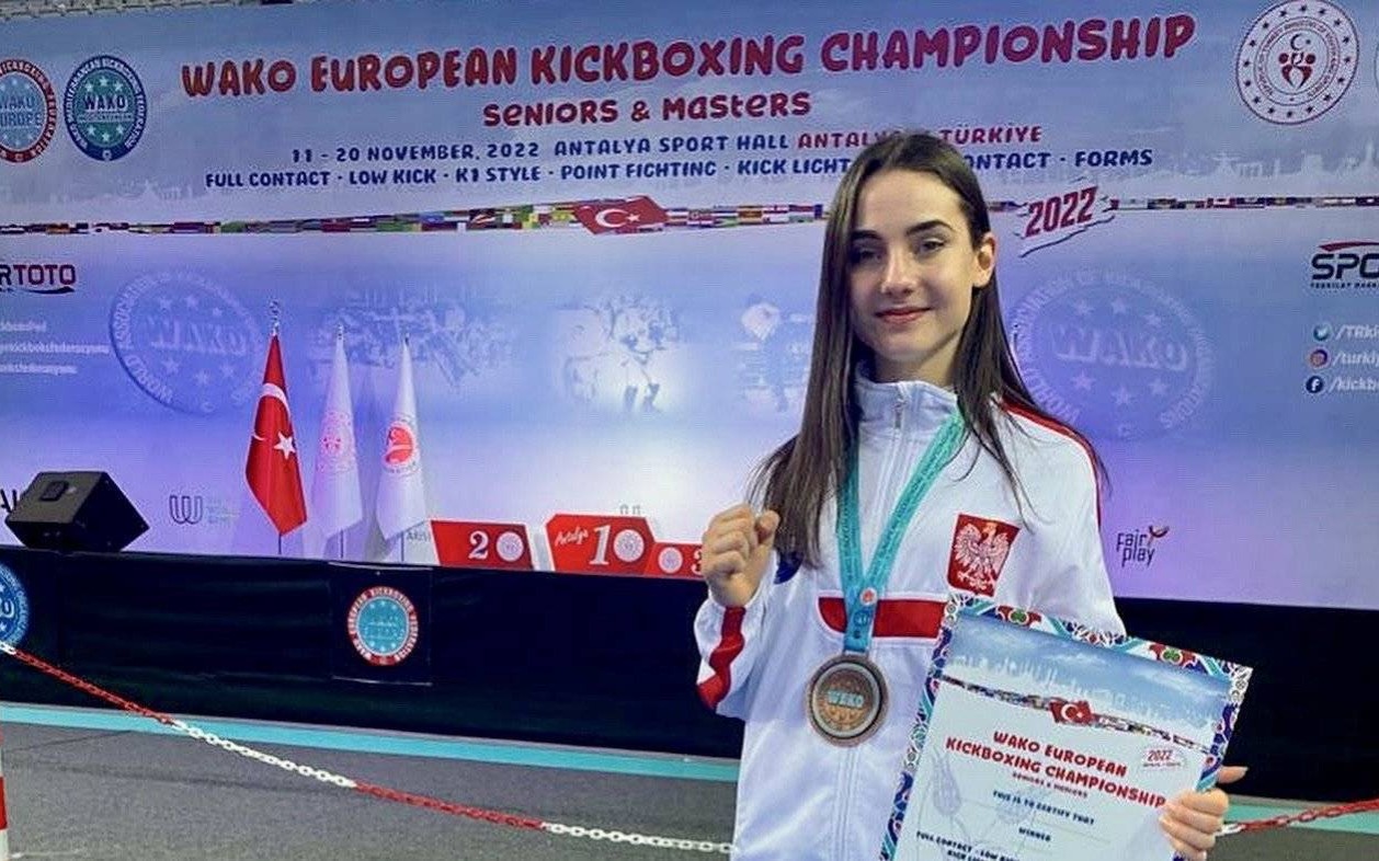 Dominika z brązem mistrzostw Europy. Półfinałowe kontrowersje