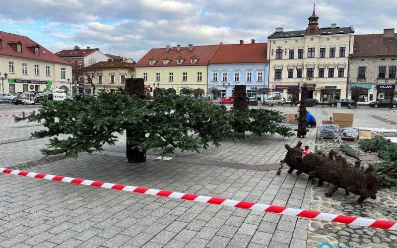 Oświęcim przygotowuje się do świąt – FOTO
