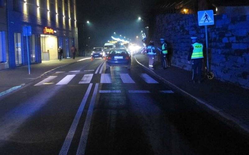 Dwa potrącenia, kolizja i pijany kierowca – FOTO