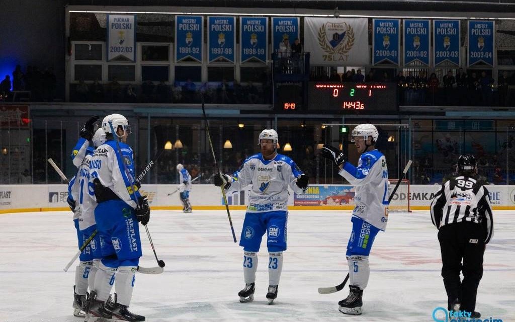 Wracamy na ligowe tafle