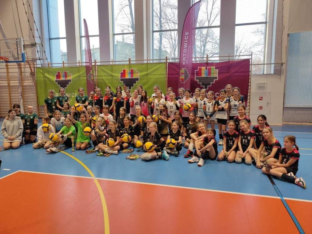 Otwarcie pod oświęcimską siatką – FOTO