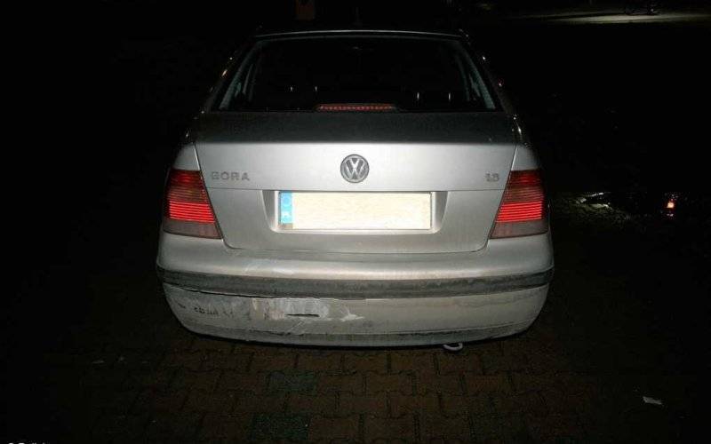 Najechał seatem na volkswagena – FOTO