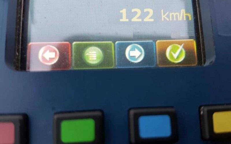Pirat drogowy pędził 122 km na godz. w obszarze zabudowanym
