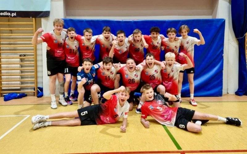 Panie i młodzicy Kęczanina na zwycięskiej ścieżce