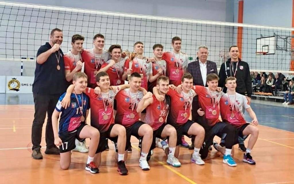 Kęczanie trzecią siłą Małopolski