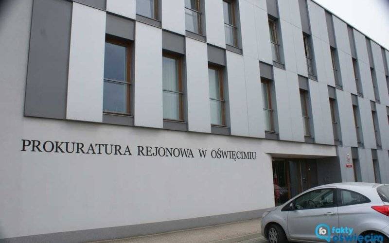Prokurator wyprowadził agresora z domu