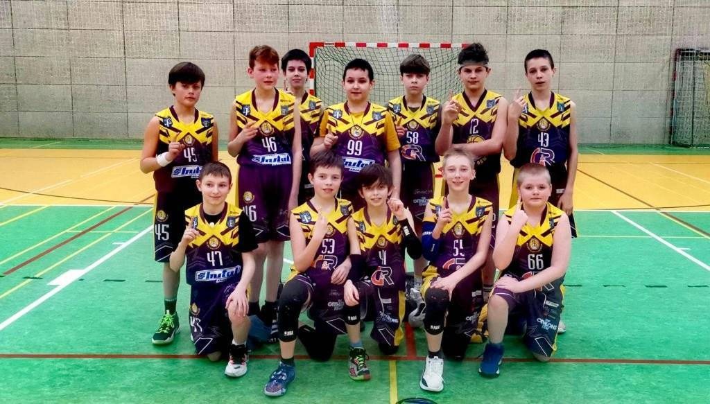 Niedźwiedzie pogryzły Gortata