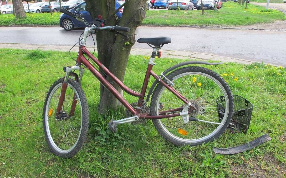 Samochodem potrąciła rowerzystkę