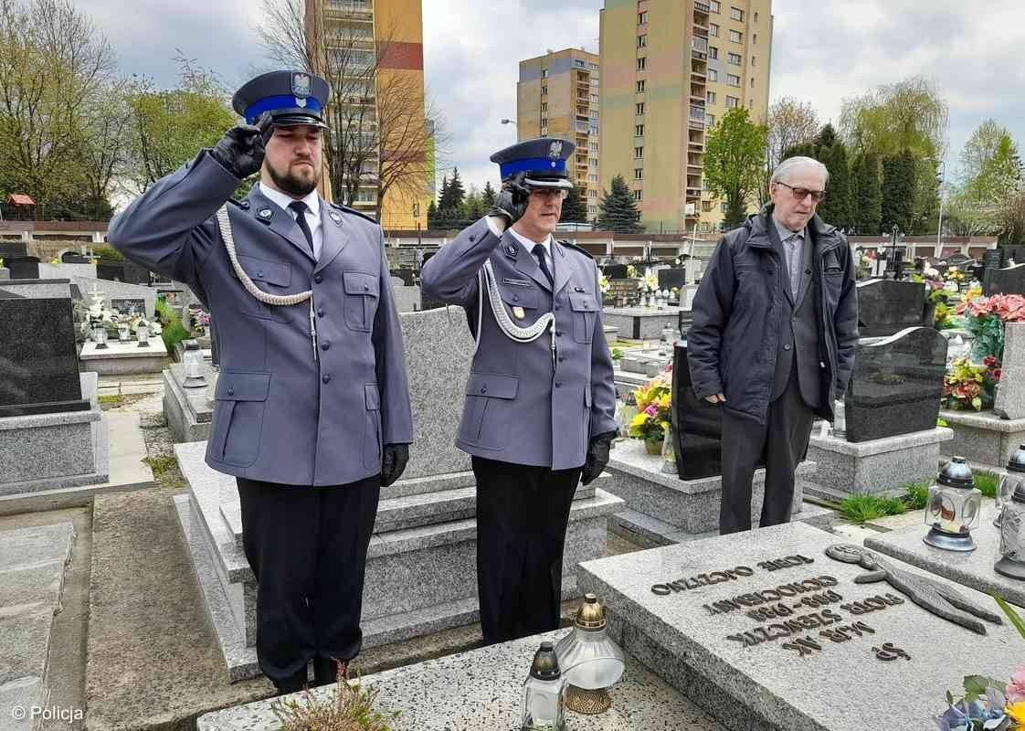 W ramach obchodów katyńskich odwiedzili symboliczne groby