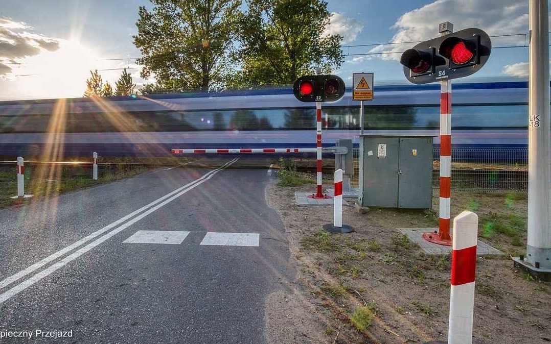 Bezpiecznych przejazdów podczas majówki – FILM