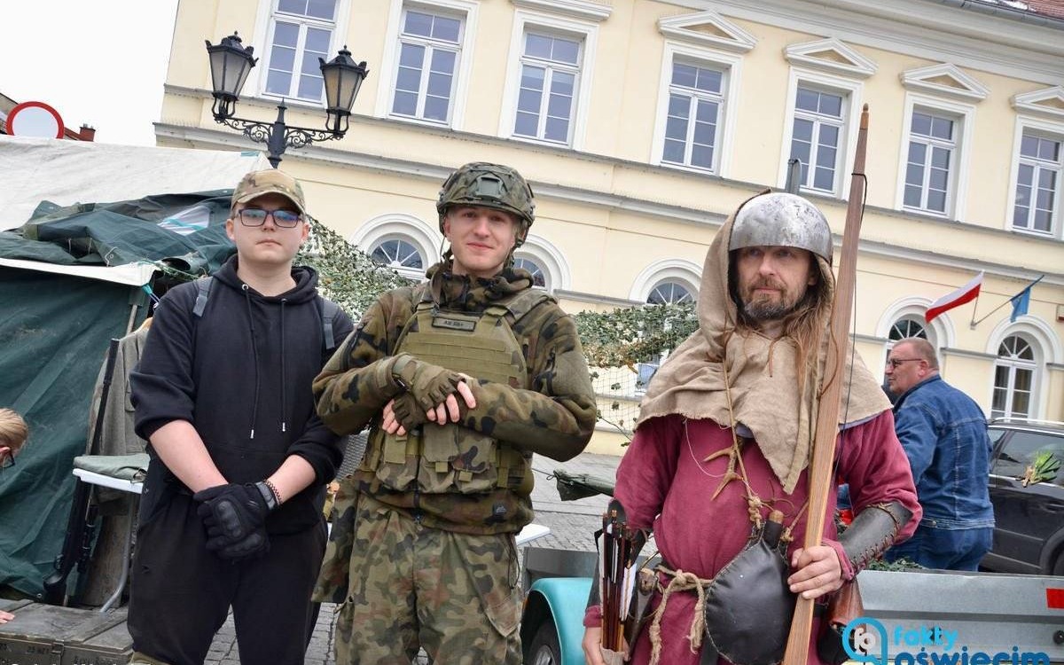 Jarmark kasztelański. Choć majowy, to zimny – FILM, FOTO