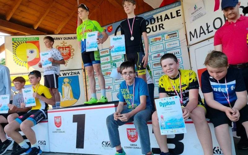 Kęckie Sokoły na stopniach podium – FOTO