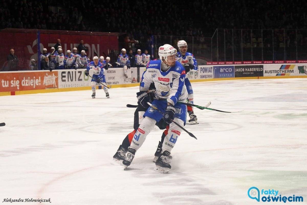 O sparingach i karnetach