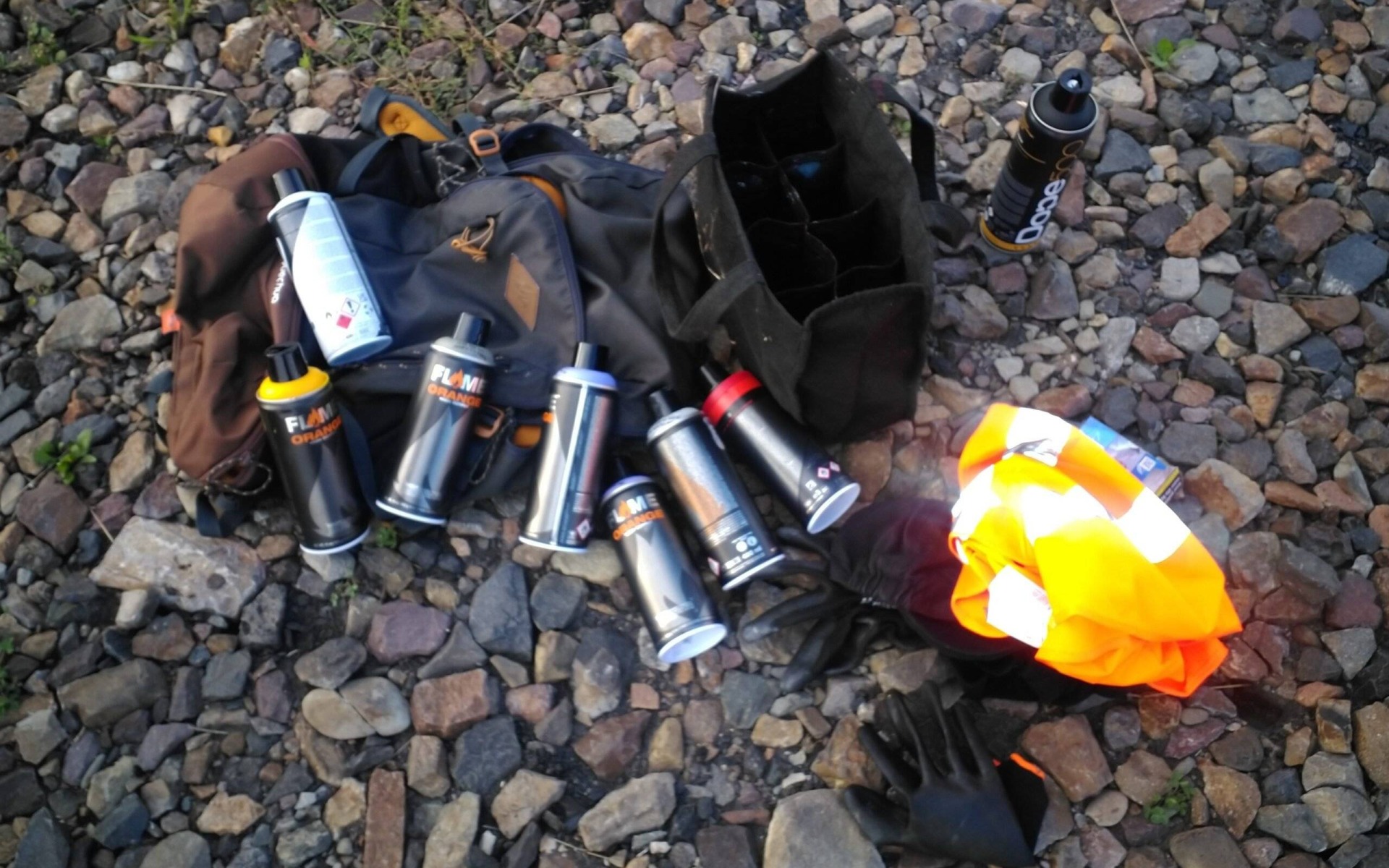 Pomalowali pociąg, nie ujdzie im to na sucho