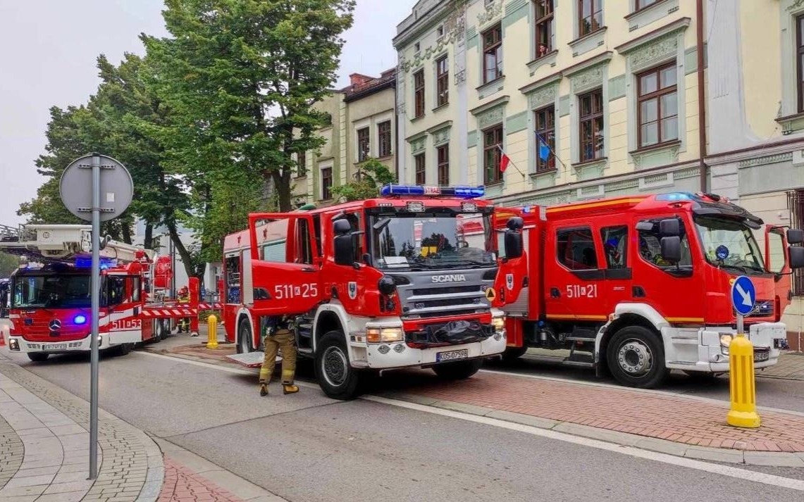 W oświęcimskim magistracie pojawił się dym