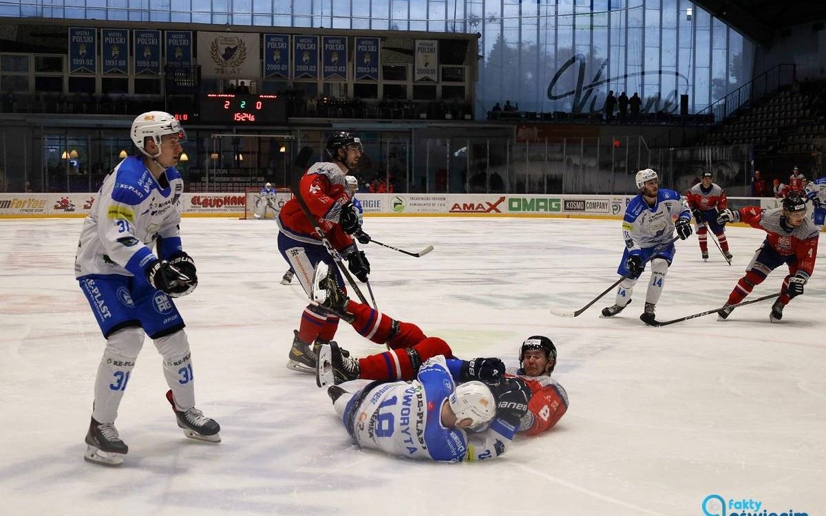 Pokaz siły. Oświęcimianie gromią – FOTO