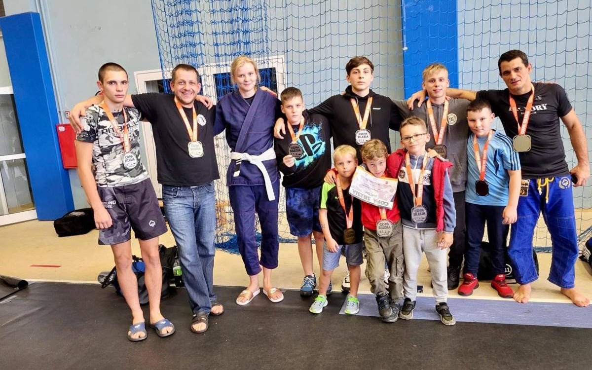 Factory na właściwym kursie – FOTO