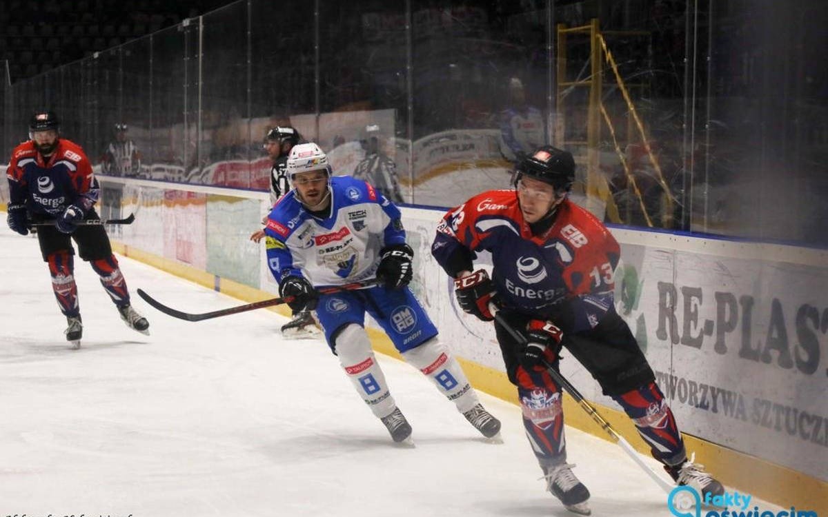 „Stalowe Pierniki” w Oświęcimiu. Zmiany u rywali 