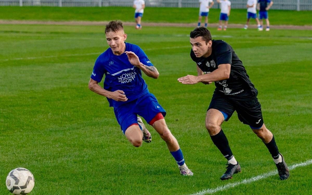 W derbach Unia i Niwa na musiku 