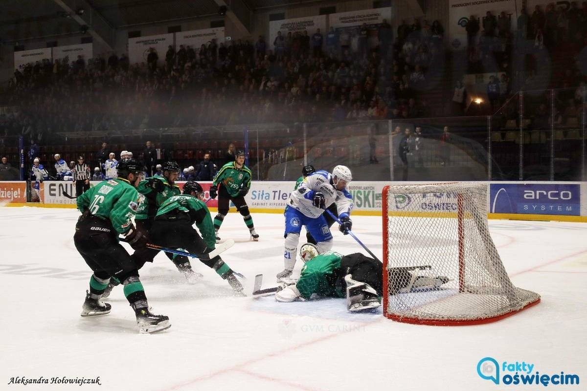 Goli jak na lekarstwo – FILMY, FOTO