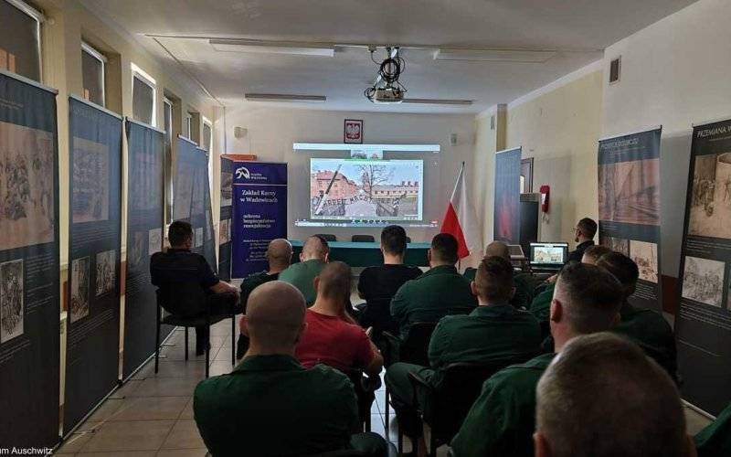 Projekt muzeum Auschwitz dla więźniów i mundurowych