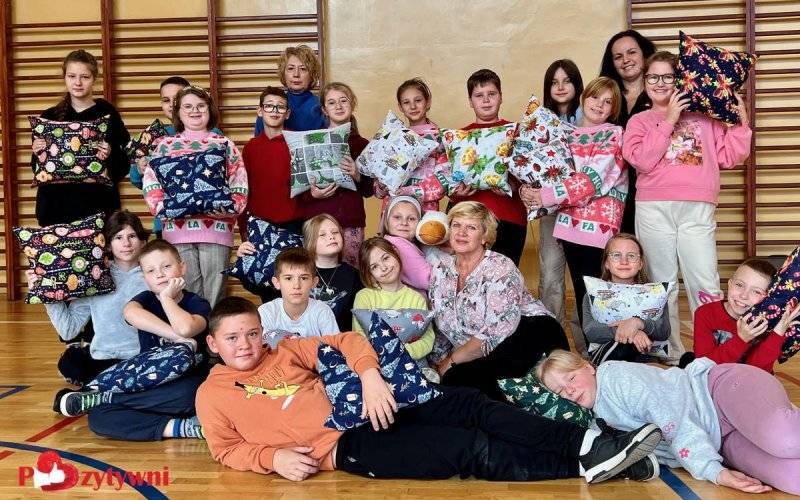 Uczniowie Siódemki z pomocą małej Zuzi – FILM, FOTO